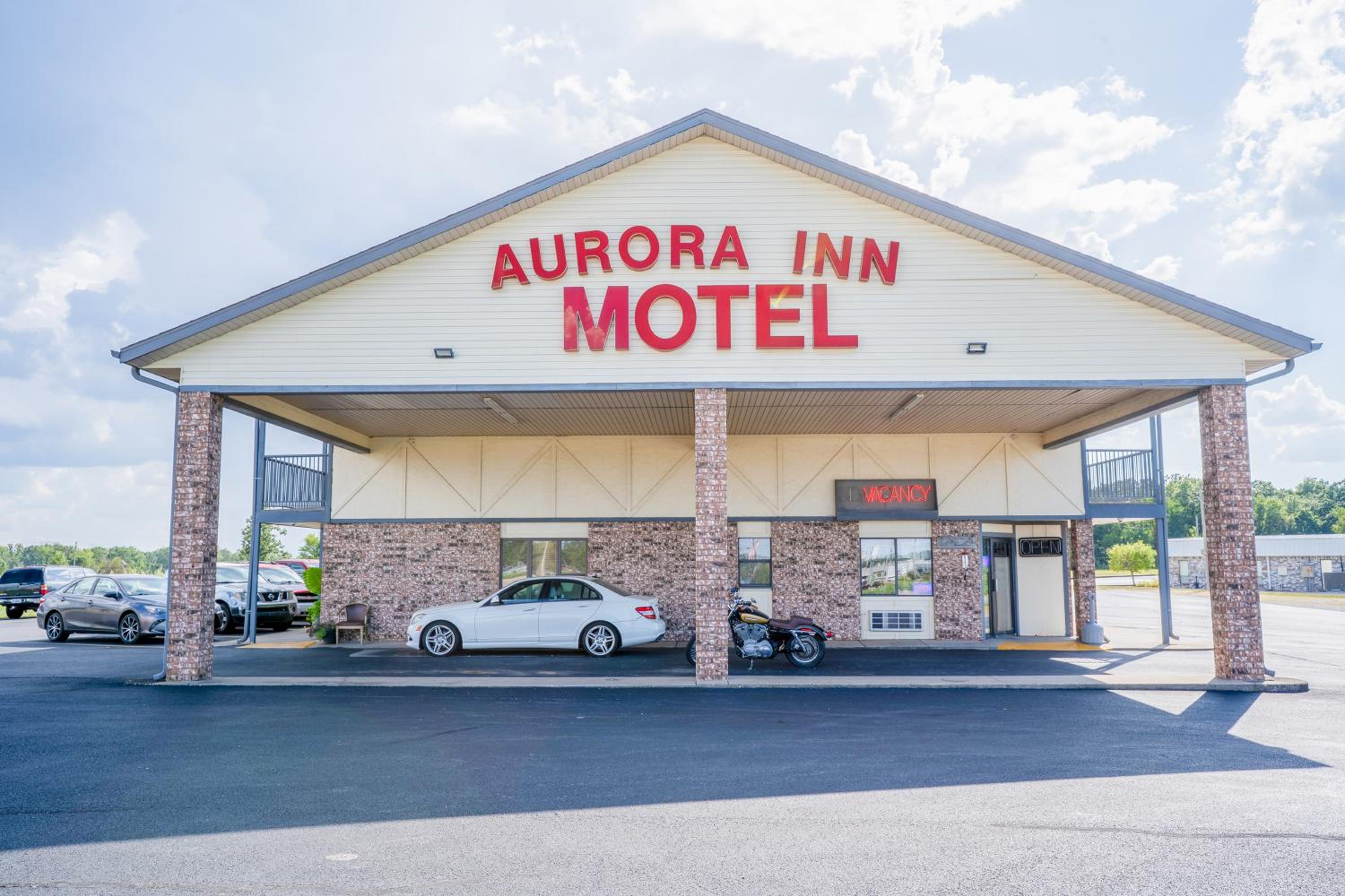 Aurora Inn Motel - photo 36
