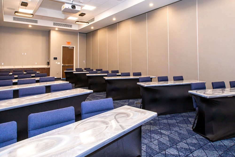 Courtyard by Marriott Rapid City - photo 38