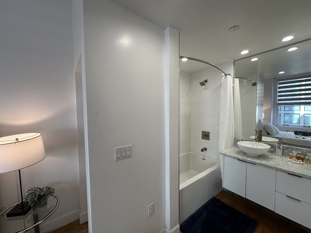 One Lux Stay HWH Downtown Los Angeles - photo 117