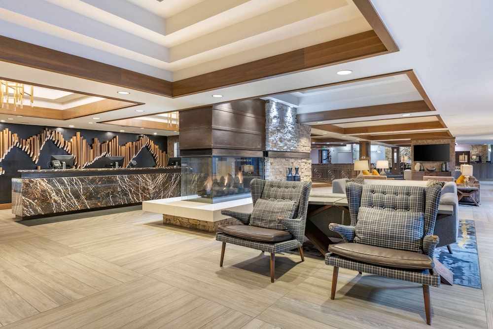 Hilton Vacation Club Tahoe Seasons Lake Tahoe - photo 4