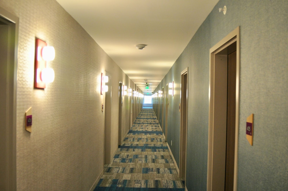 Home2 Suites by Hilton North Conway - photo 105