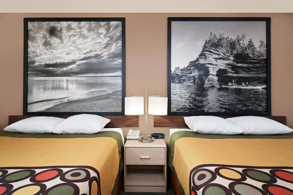 AmericInn by Wyndham Mauston - photo 11
