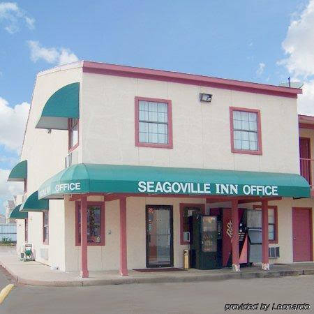 Seagoville Inn - photo 7