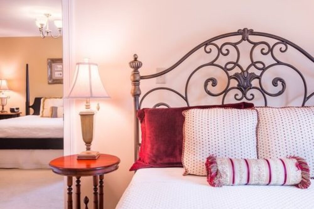 Brick Street Inn - photo 16