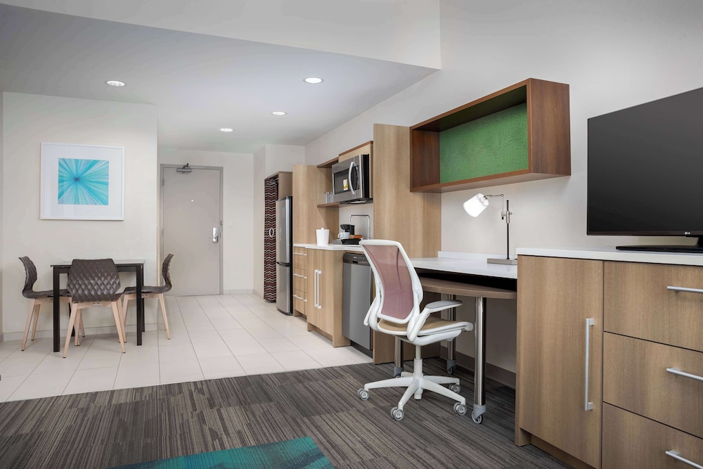 Home2 Suites by Hilton Clermont - photo 16