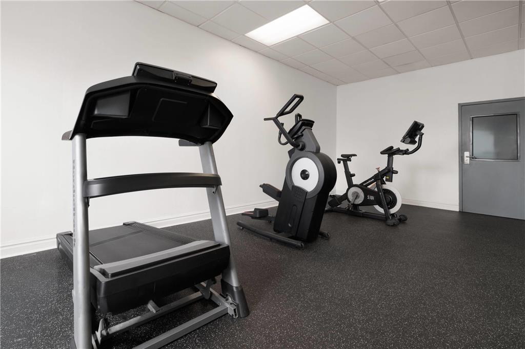 Wingate by Wyndham Savannah Gateway - photo 10