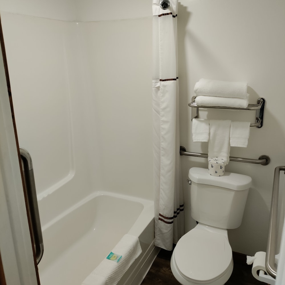 Travelodge by Wyndham Salina - photo 22