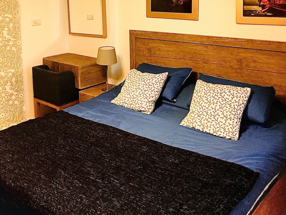 The Royal Luxury Queen Terrace 1 — 4-Star Luxury Hotel in Amman, Jordan