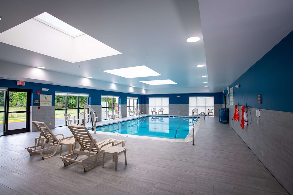 Hampton Inn Seaford - photo 32