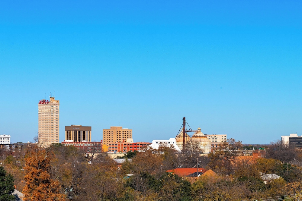 Aloft Waco Downtown - photo 9
