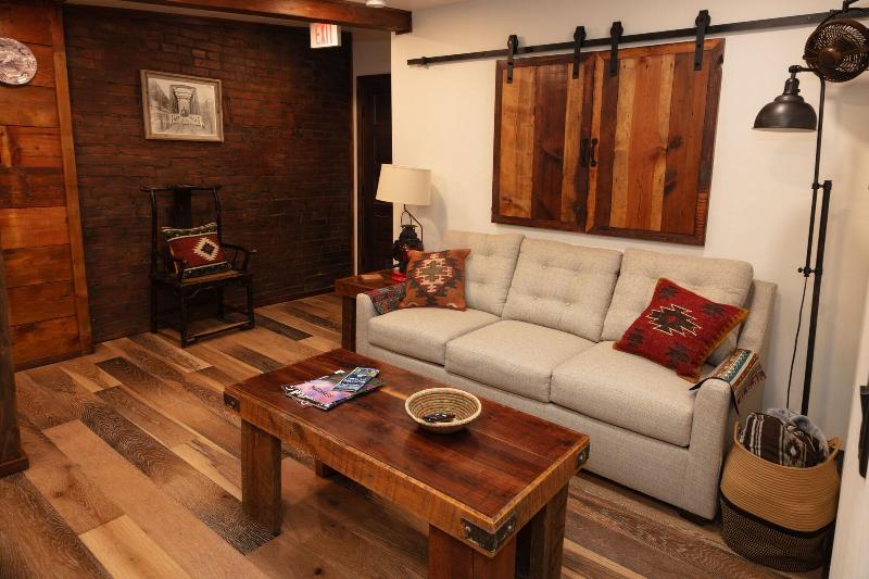 The Frenchman Suites - photo 31