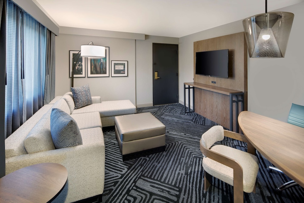Embassy Suites by Hilton San Rafael at Marin Center - photo 15
