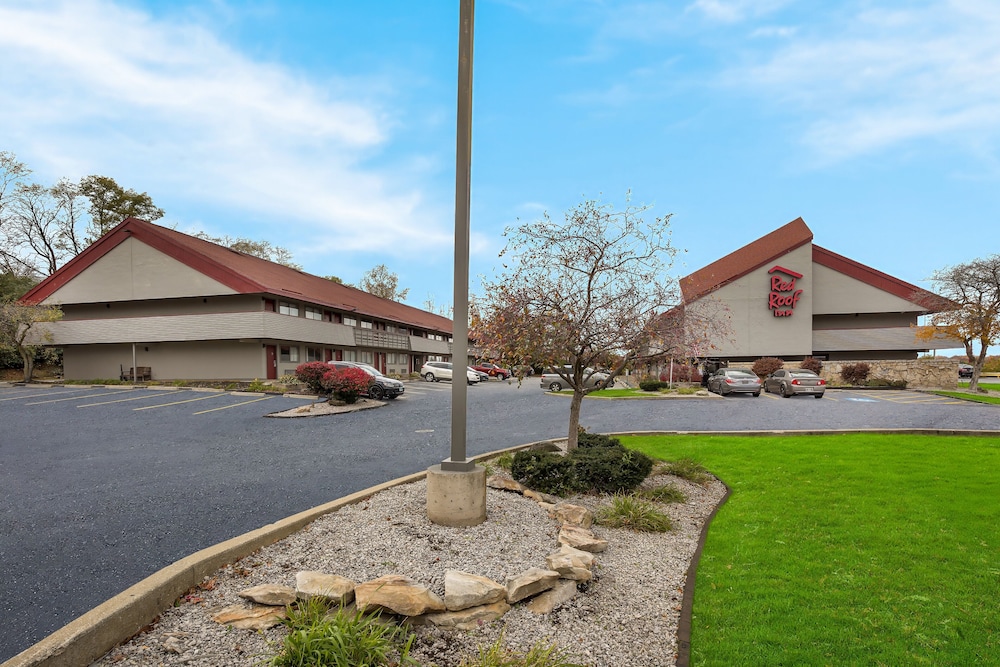 Red Roof Inn Cleveland Independence - photo 37