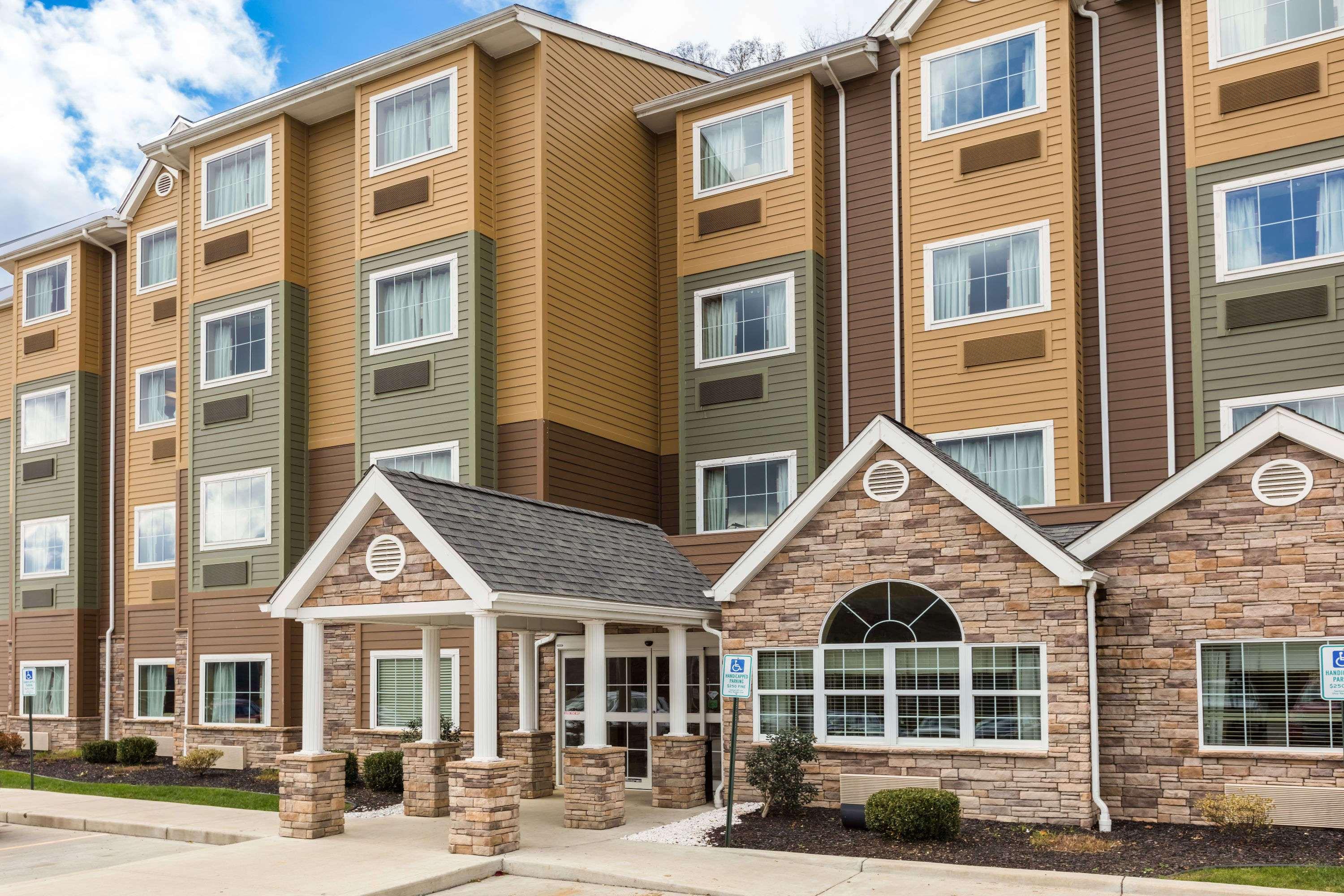 Sleep Inn & Suites - photo 22