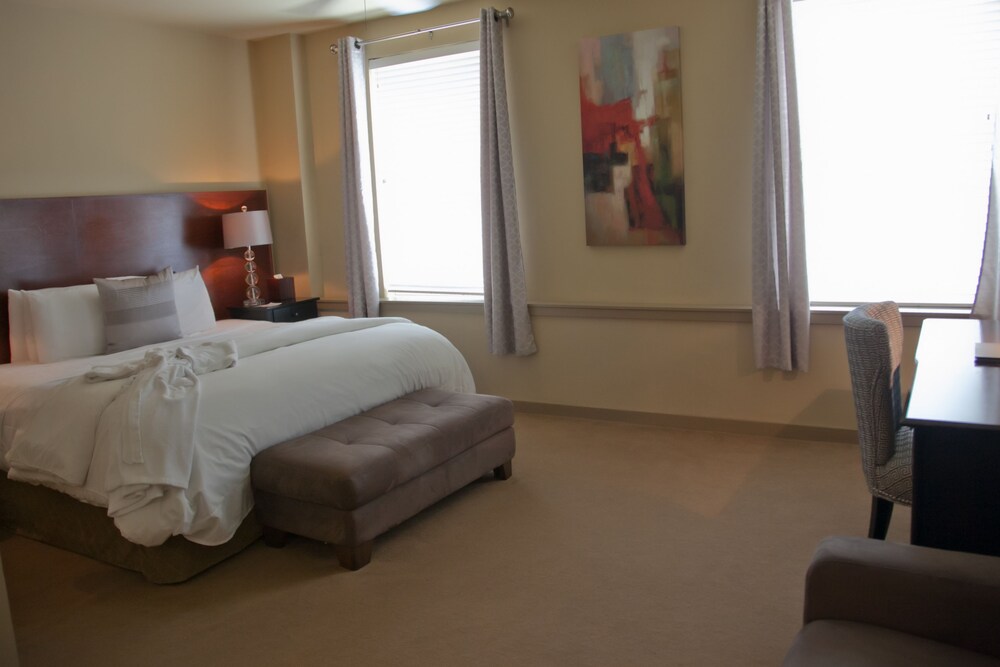 V Boutique Hotel - photo 11