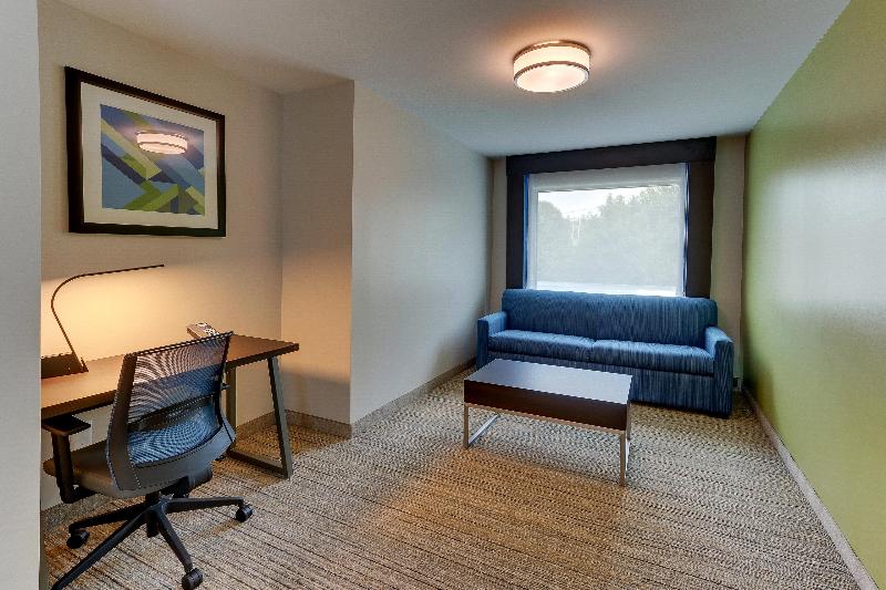 Holiday Inn Express & Suites Corbin by IHG - photo 38