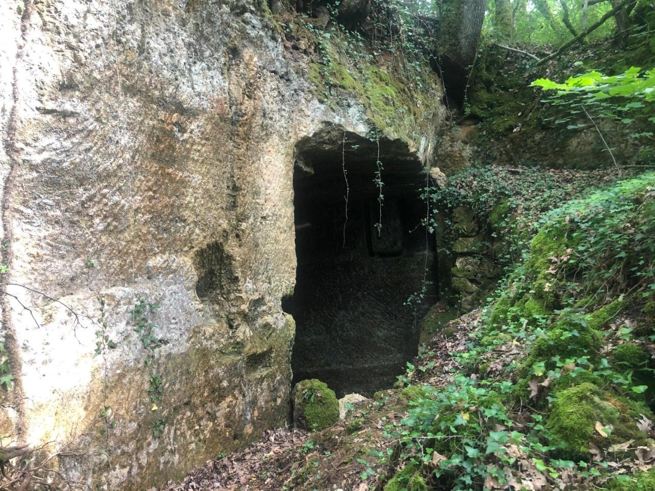 La Meyrolette — Unknown City — photo 2