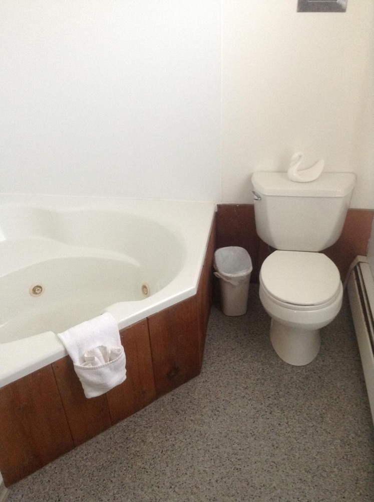 Marina Motel - photo 30