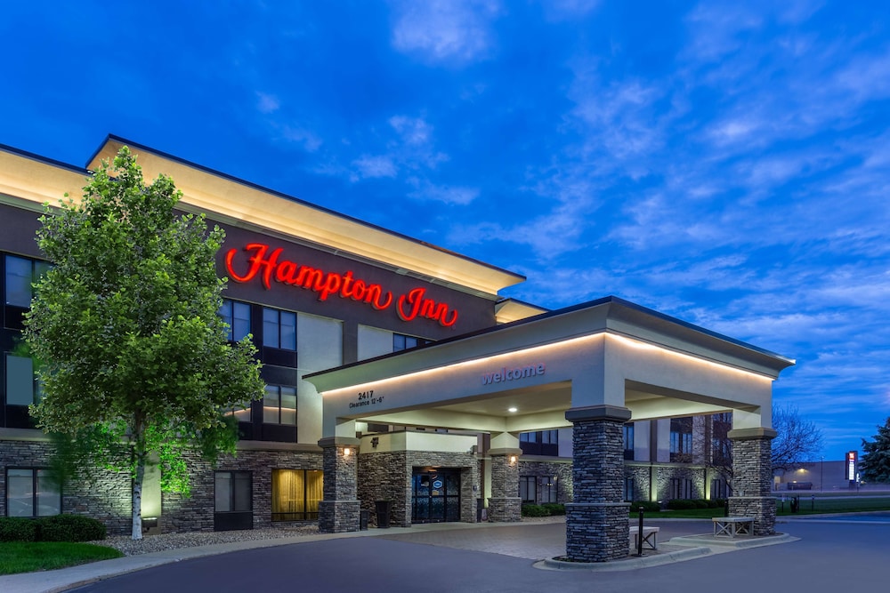 Hampton Inn Sioux Falls - photo 43