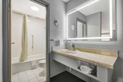 Motel 6 Chickasha Ok - photo 12