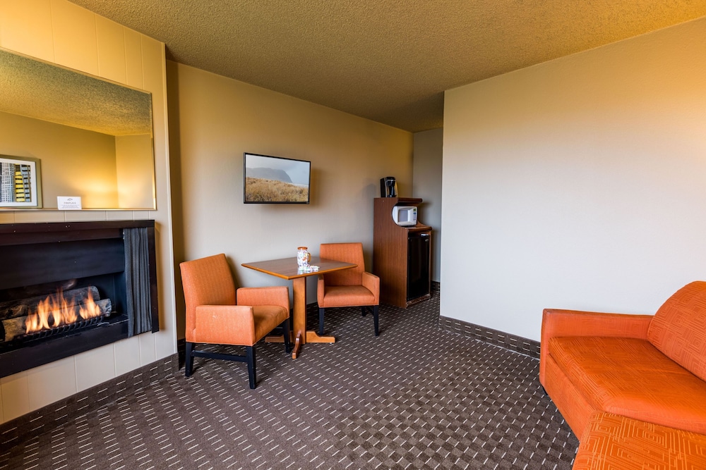 Ebb Tide Oceanfront Inn - photo 49