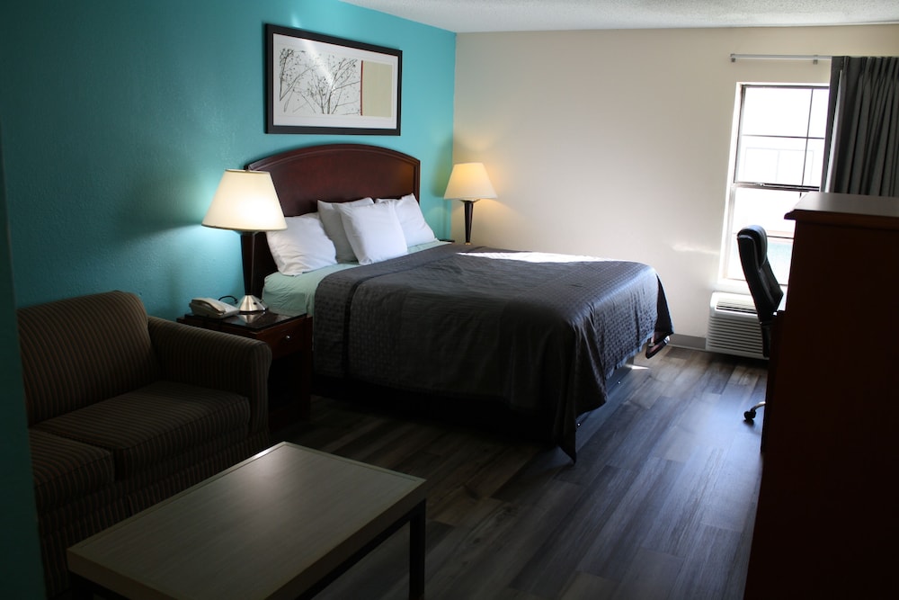 Executive Inn and Suites Wichita Falls - photo 21