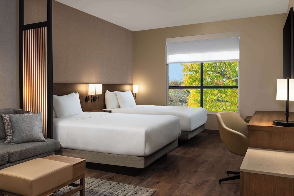 Hyatt Place Nashville Green Hills - photo 6