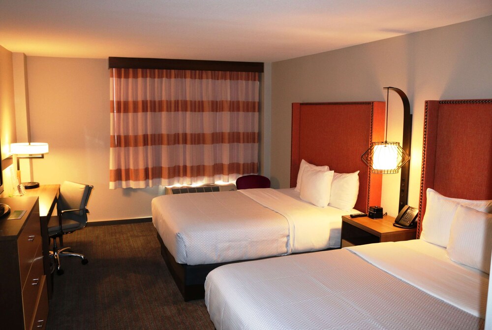 Hilton Garden Inn LAX Los Angeles Airport - photo 7