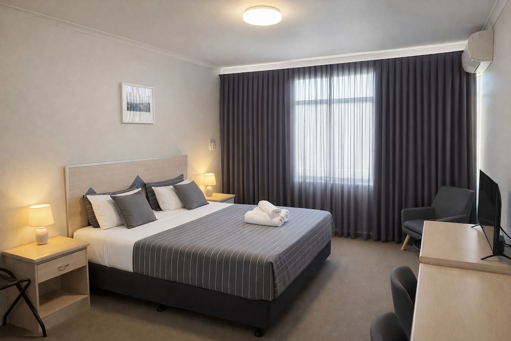 Highway One Ceduna — hotel near Ceduna Airport