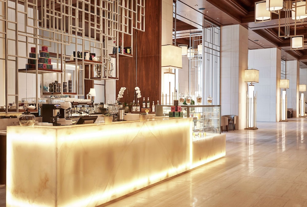 מזון ומשקאות