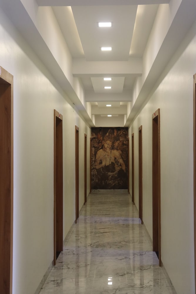 Hotel Mayur Residency — Khuldabad — photo 2