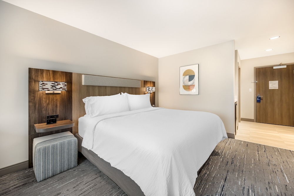 Holiday Inn Express & Suites Nashville West End Univ Area by IHG - photo 24