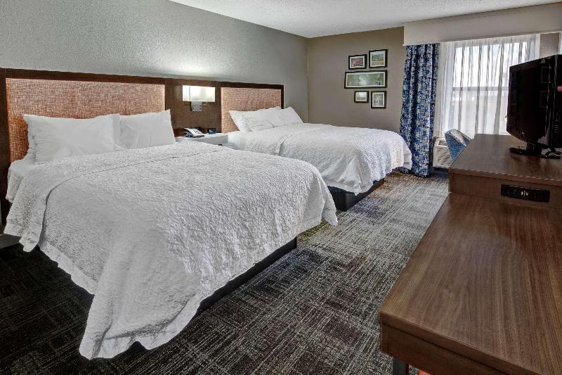 Hampton Inn Tullahoma - photo 19