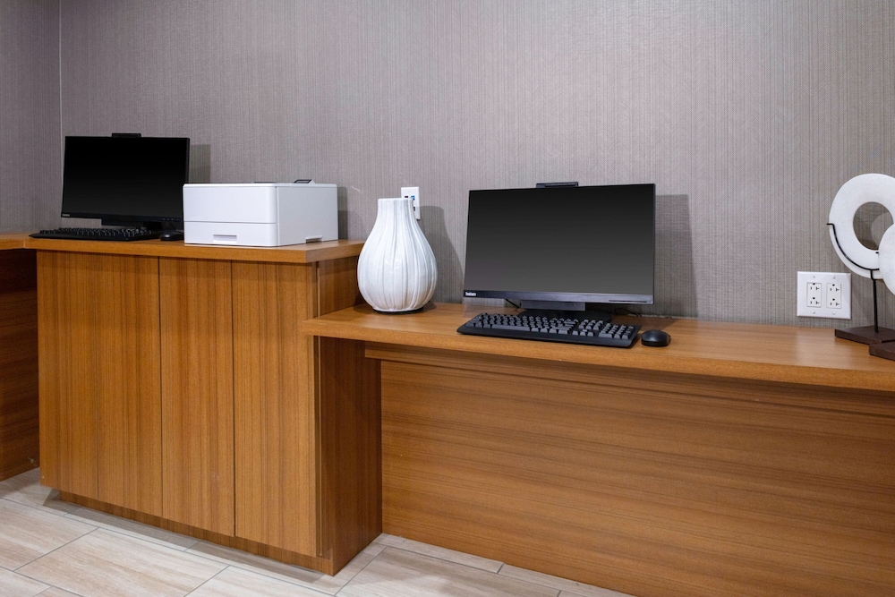 SpringHill Suites by Marriott Atlanta Alpharetta Roswell - photo 10