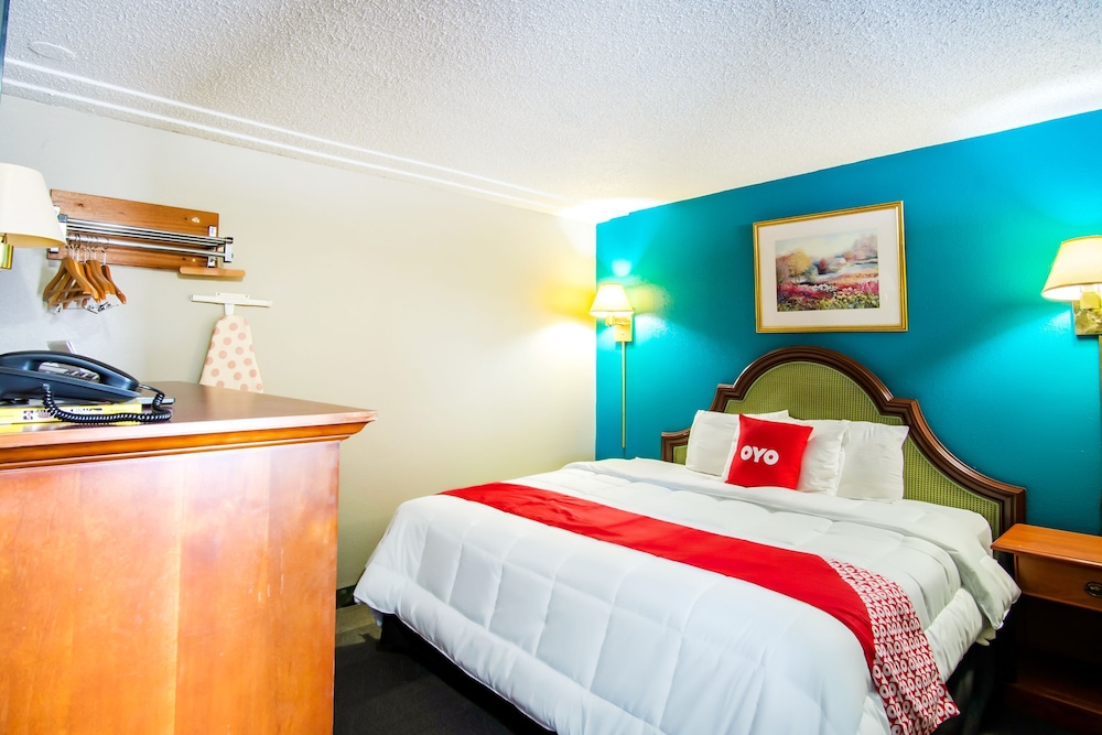 OYO Hotel Hutchinson West 4th Ave - photo 19