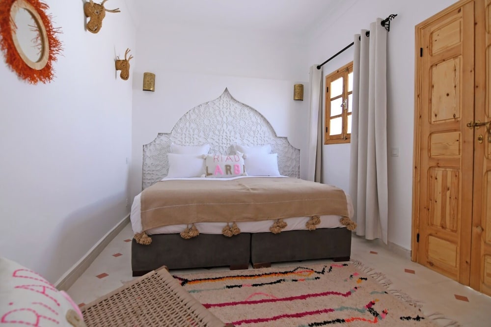 Riad Larbi Khalis — 4-Star Luxury Hotel in Marrakesh, Morocco