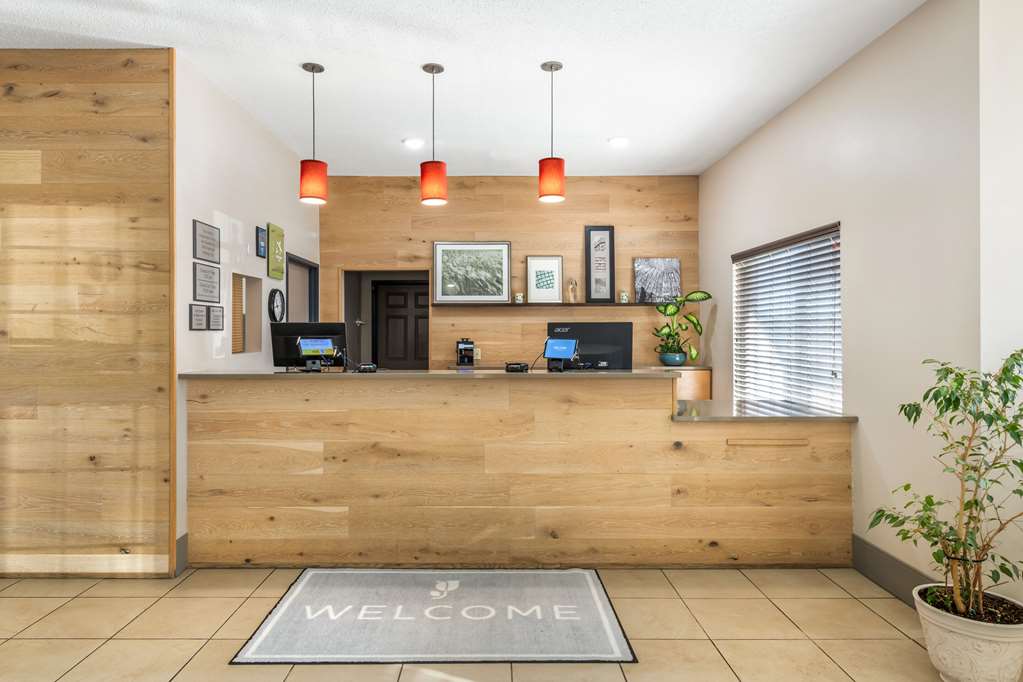 Country Inn & Suites by Radisson Watertown SD - photo 6