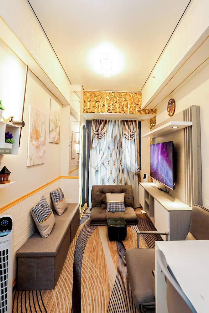 Sapphira Manor Luxurious Condo by the Bay — 4-Star Luxury Hotel in Manila, Philippines