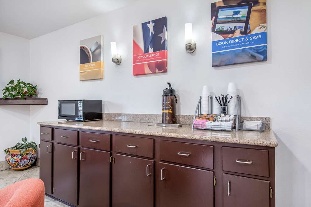 Motel 6 Marshall TX - photo 23