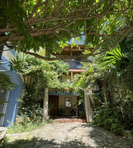 Autour d'une Toile - last minute hotel in Unknown City