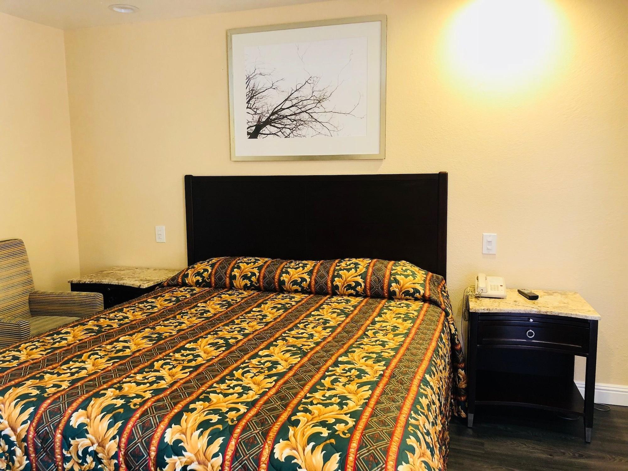 Bayshore Inn - featured photo