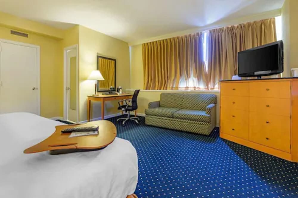 Inn at Lebanon - photo 25