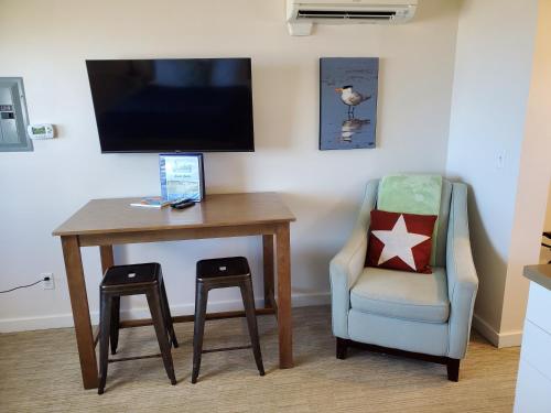 Moonstone Beach Motel - photo 50