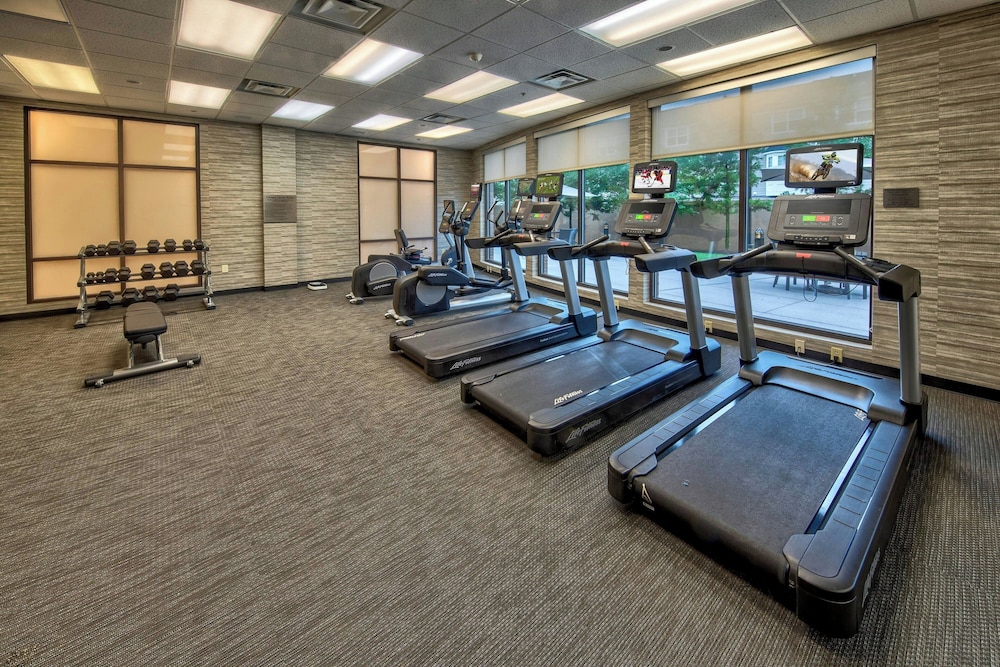 Courtyard by Marriott Newport News Airport - photo 18
