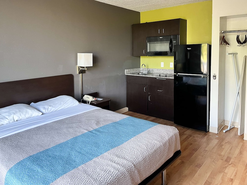 Studio 6 Suites Clarion PA - photo 10