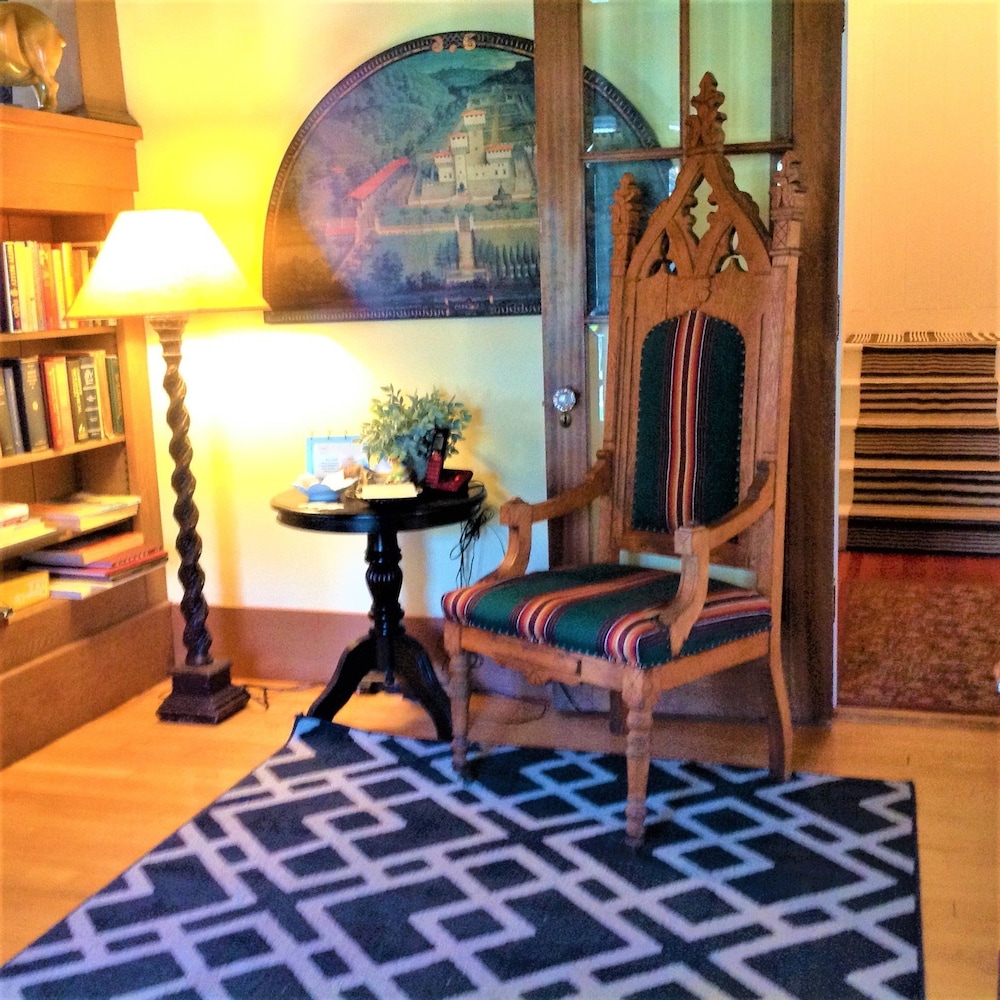 Fannys - photo 2