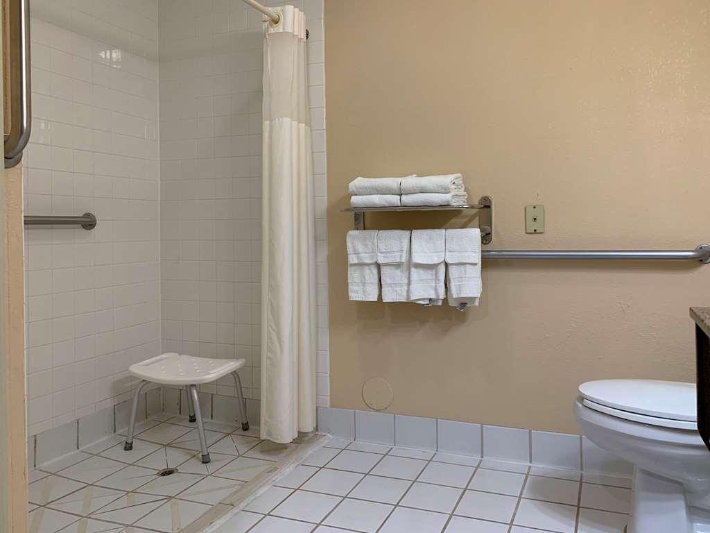 Quality Inn Ottawa near Starved Rock State Park - photo 17