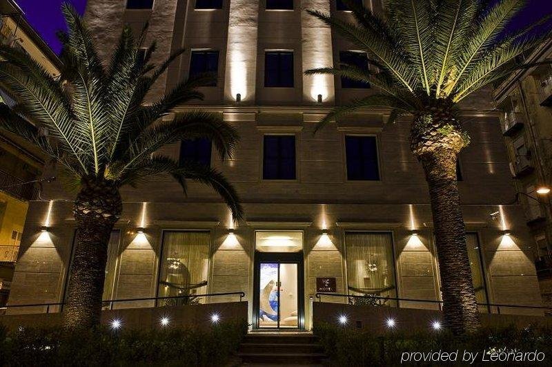 H2C Hotel Napoli - last minute hotel in Naples