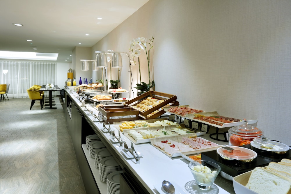 מזון ומשקאות