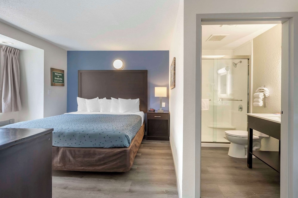 Greenville Pelham Inn by IHG - photo 11